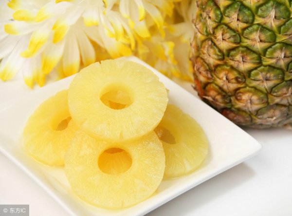 为什么要用盐水泡菠萝