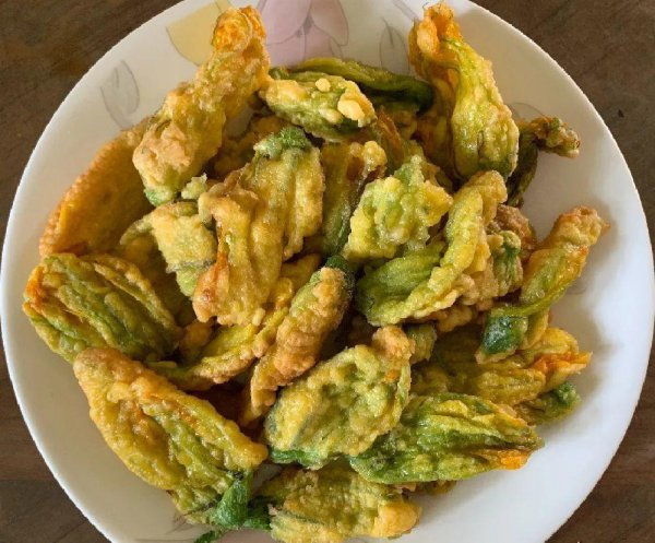 可以食用的花卉有哪些