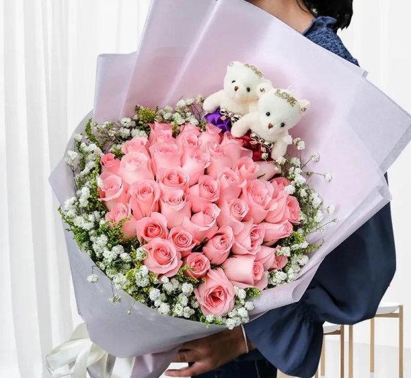 33朵粉玫瑰花语是什么