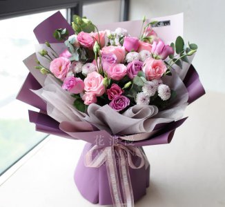 紫玫瑰花花语是什么 紫玫瑰花的象征与寓意