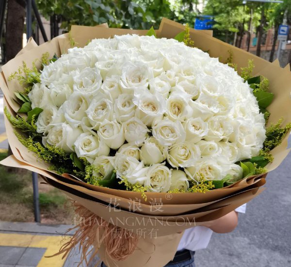 为什么送玫瑰花要送99朵