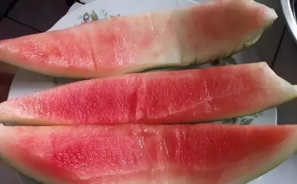 西瓜皮可以制作花肥吗
