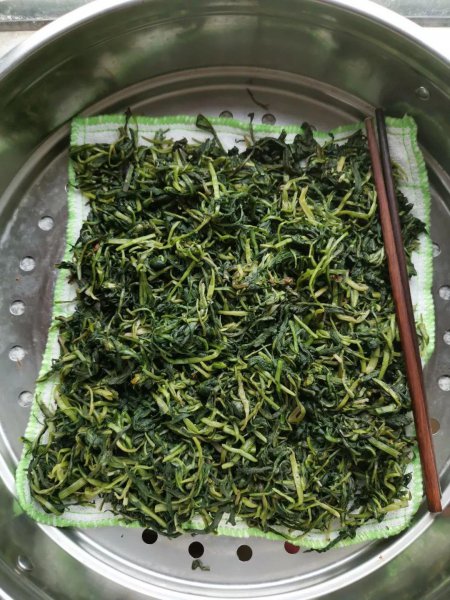 蒲公英的花是什么颜色