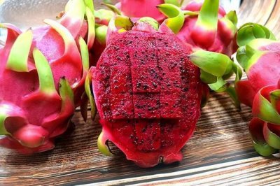 火龙果不能和什么同吃 火龙果不能和这些食物一起吃