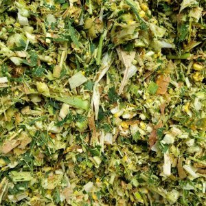 玉米秸秆青储饲料的制作方法 制作玉米秸秆青储饲料的方法