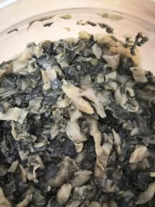 梅菜和酸菜是一种菜吗 梅菜和酸菜是同一种菜吗？