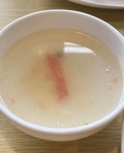 炖肉的汤能浇花吗 炖肉汤可以用来浇花吗？