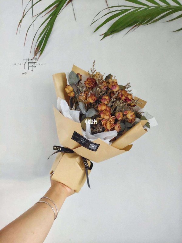 玫瑰花怎么做干花花束不变色