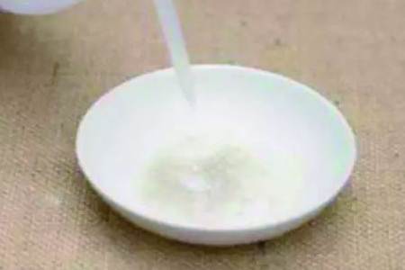 墨兰叶子尖发黑怎么办