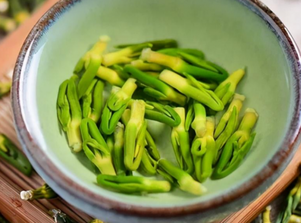莲子心可以生吃吗