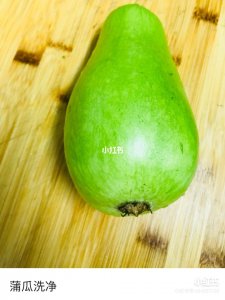 西葫芦和葫芦瓜是一种菜吗 西葫芦和葫芦瓜属于同一种蔬菜吗？